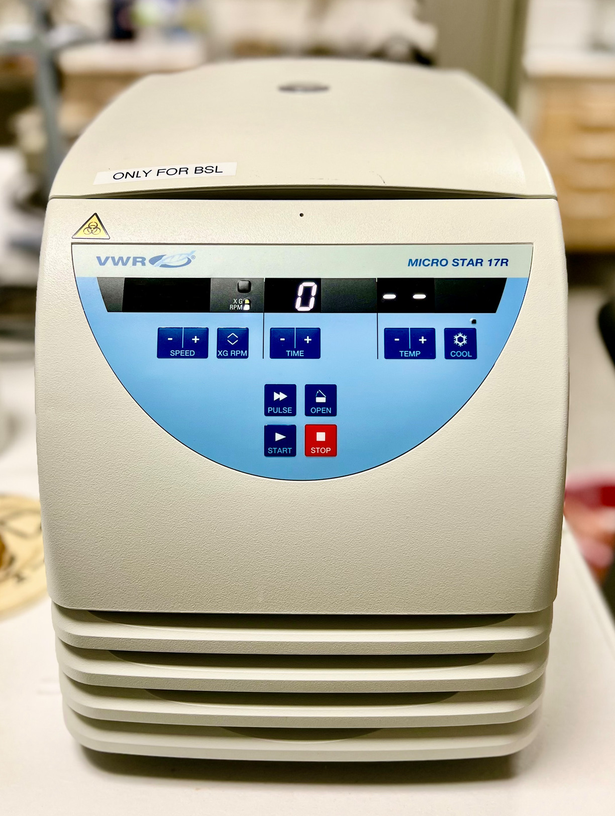 Refrigereted centrifuge